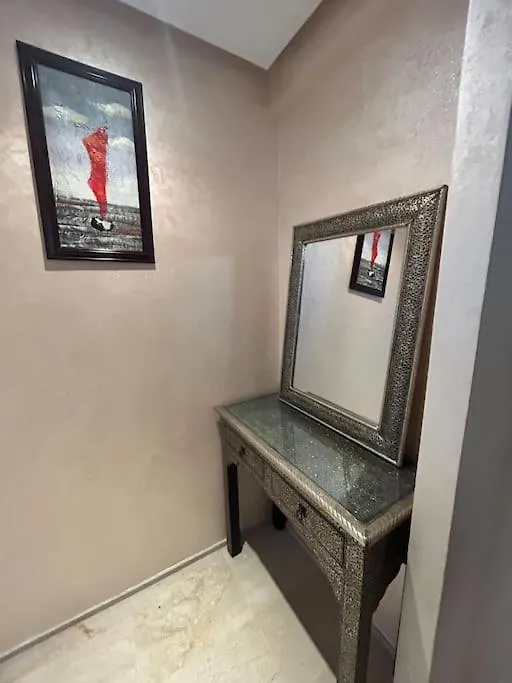 Apartment Appartement Sur Gueliz Marrakech En Face De La Gare Marrakesh Morocco